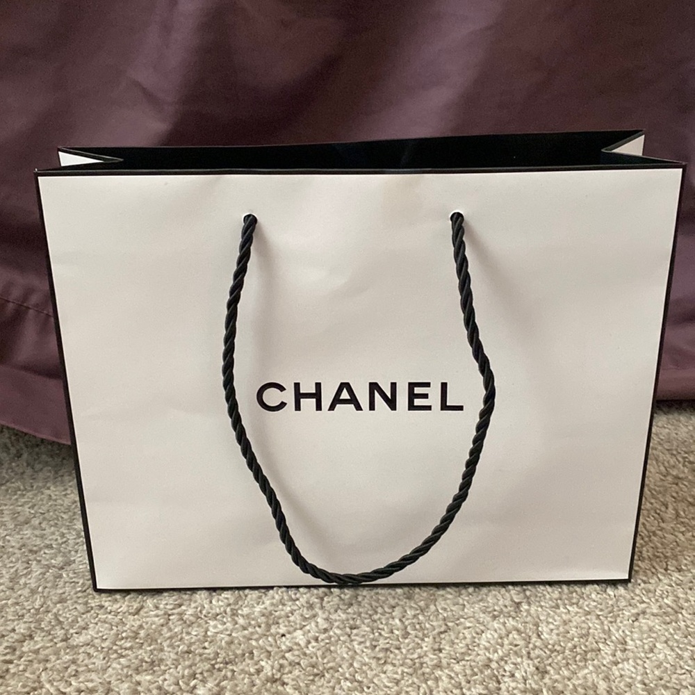 Chanel shopping bag with ribbon